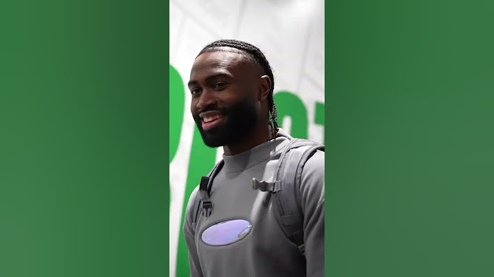 Jaylen Brown came through smiling as he arrives for Celtics Bulls.