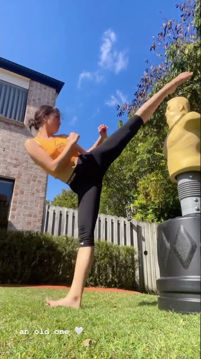 Pretty💙Taekwondo🥋Black Belt Girl Kicking👊Bob Dummy👊Karate Girls👊KickGirls👊MMA #👑Kings Martial arts