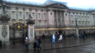 Buckingham Palace by cornholio 31 views 12 years ago 32 seconds