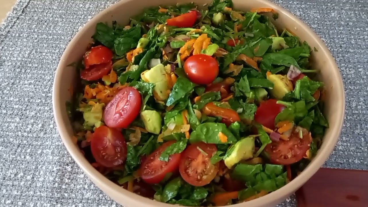 Crea Estas 2 Ensaladas Saludables en Menos de 10 Minutos 