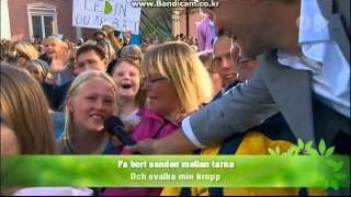 Video thumbnail of "Tomas Ledin - Sommaren är Kort (Live @ Lotta På Liseberg 2011)"