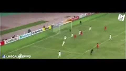 Nhưng pha bắt bóng đỉnh nhất của thủ môn bùi Tiến Dũng