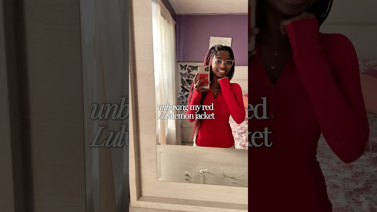 unboxing my red Lululemon jacket 