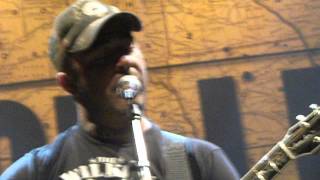 Aaron Lewis-Outside