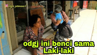 Download Lagu IBU ETI NYA BELUM MAU GANTI BAJU MP3 Download Lagu IBU ETI NYA BELUM MAU GANTI BAJU MP3