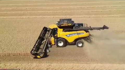 Macdon  2018 season video featuring the FD1 Flex draper and D series draper headers