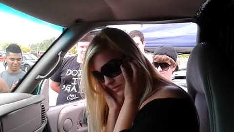 WINDSHIELD FLEX AND BLOND HAIRTRICK WITH KORY