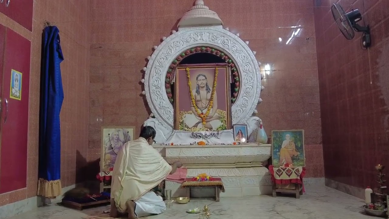 ସନ୍ଧ୍ୟା ଆଳତୀ ନବ ବର୍ଷ ପ୍ରଥମ ସଂଘ ପୂଜା ଶାନ୍ତି ଆଶ୍ରମ ଓଁ ଜୟ ଗୁରୁ 