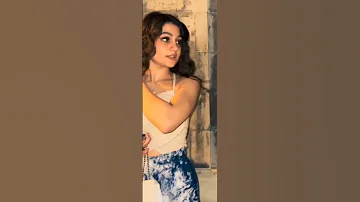 وداويني ببعض الحب طمئني فلسفة الحياة 