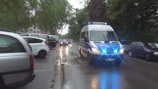 VuKW VU-Team Polizei Köln Dir V VI 2 eintreffend an Einsatzstelle