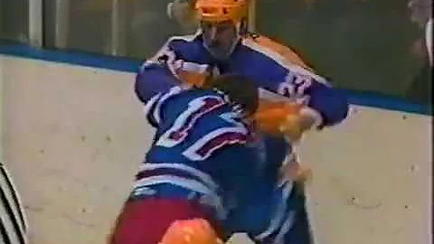 Larry Playfair vs Jeff Brubaker