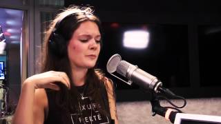 Tove Lo 'Out of mind' LIVE - VAKNA med NRJ