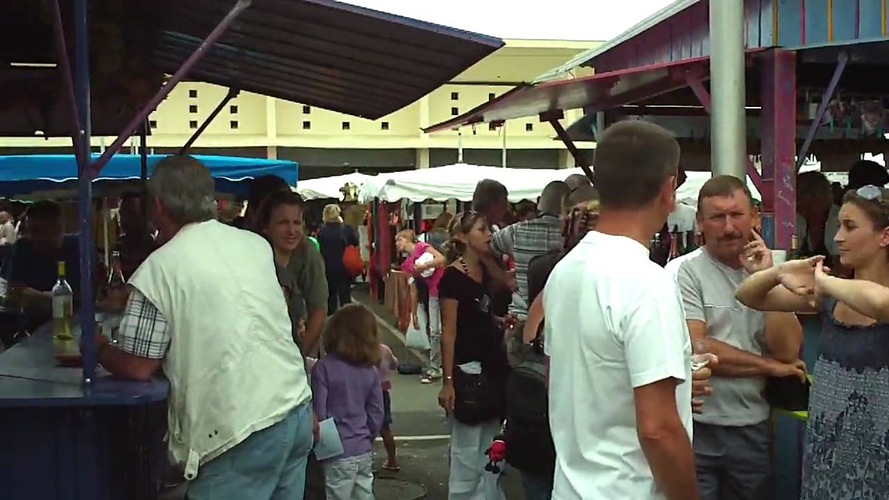 Dimanche Sur Le Marche De Montalivet Youtube
