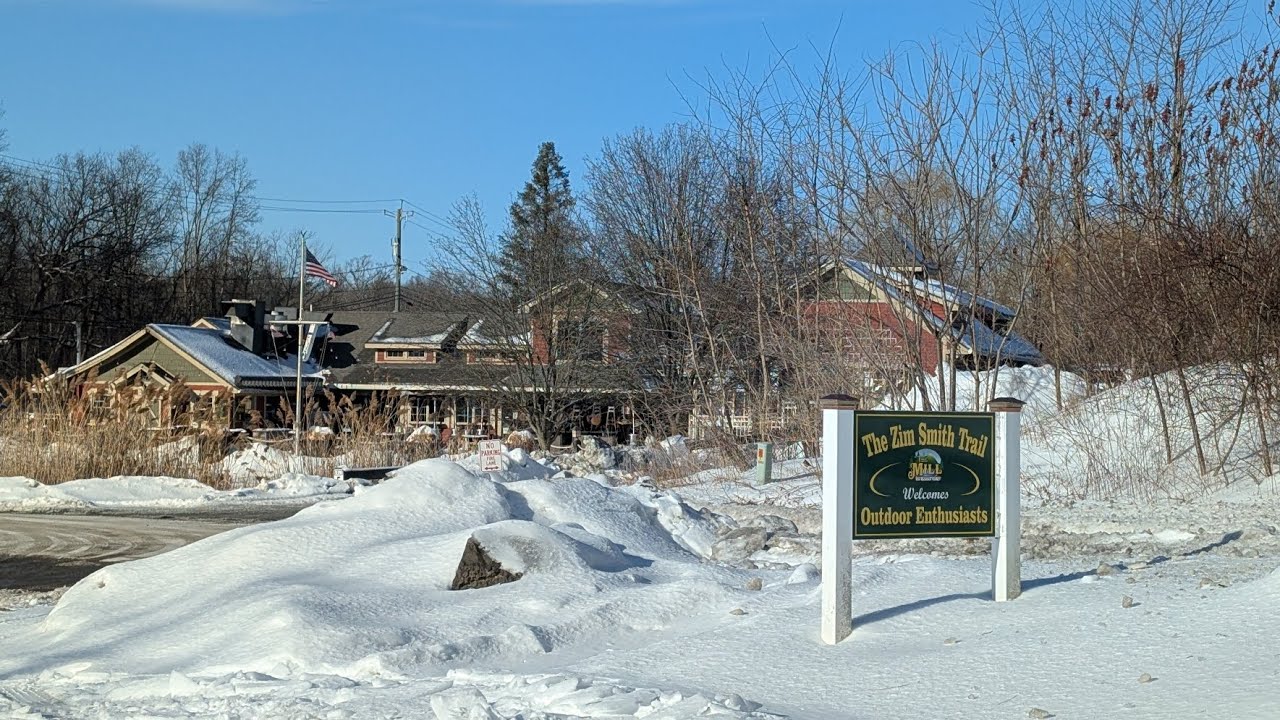 Snowmobiling Trails around Round Lake, NY on 2/19/25 - YouTube