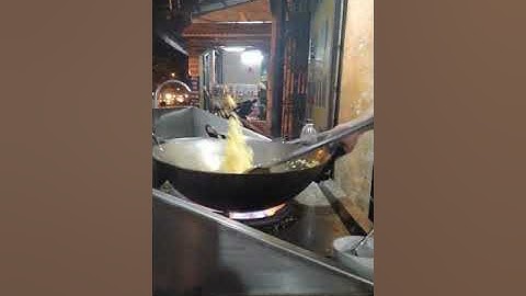 Cơm Rang Đường Phố