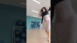 تعليم الرقص الشرقى shorts