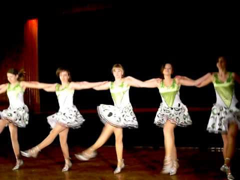 Mażoretki Nemezis "Rock around the clock"