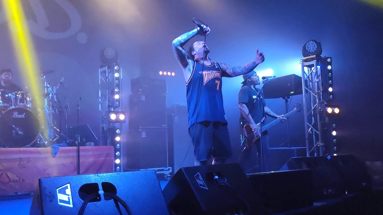 P.O.D. - Alive (live in Kyiv, 24 oct 2019) - YouTube