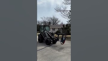 Cast Loaders have a dual speed option and do roughly 15mph. I’ll race any skiddy for pinks #Shorts