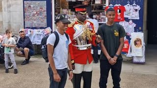 Corporal of the horse pose for photo in the court yard #thekingsguard