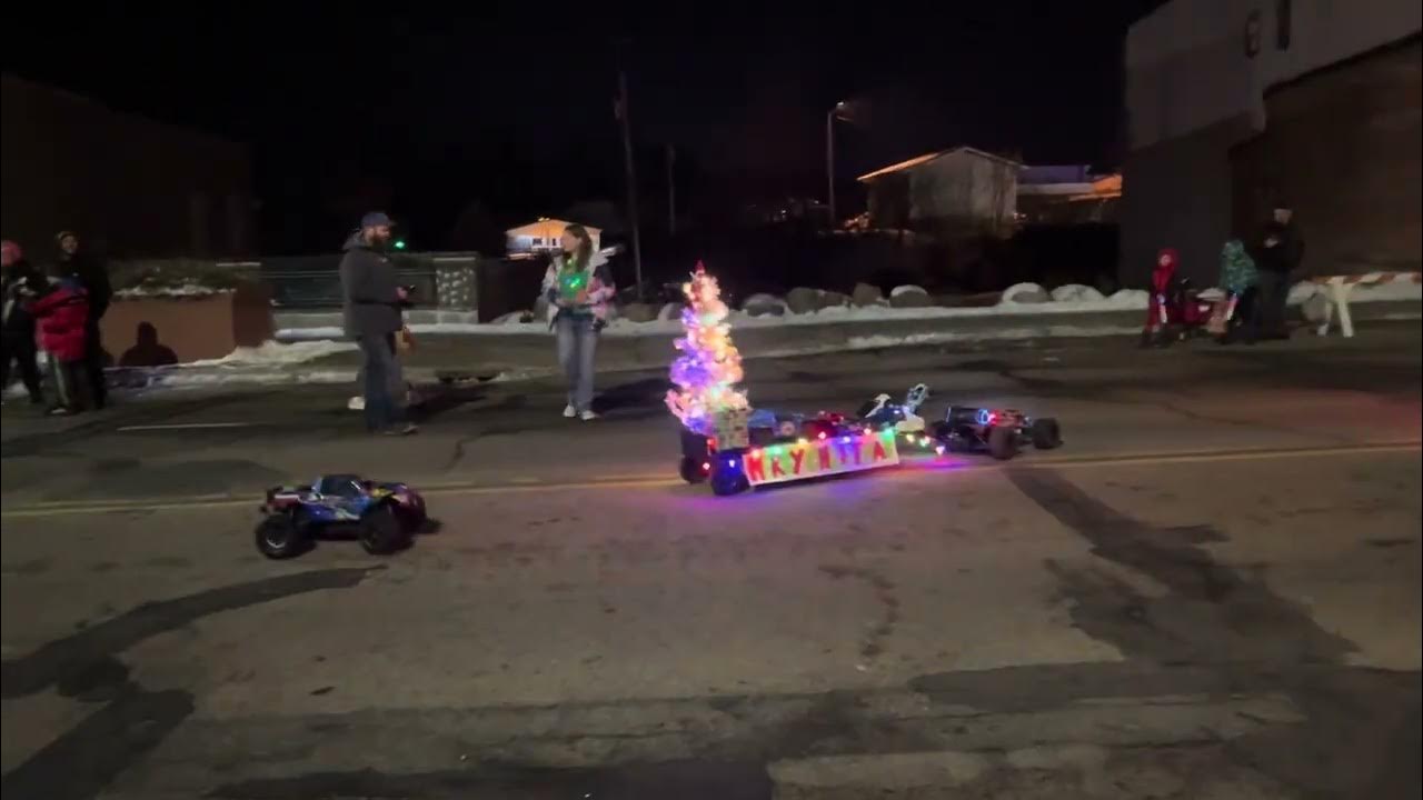2023 Antigo Christmas parade (Galactic gaming float) YouTube