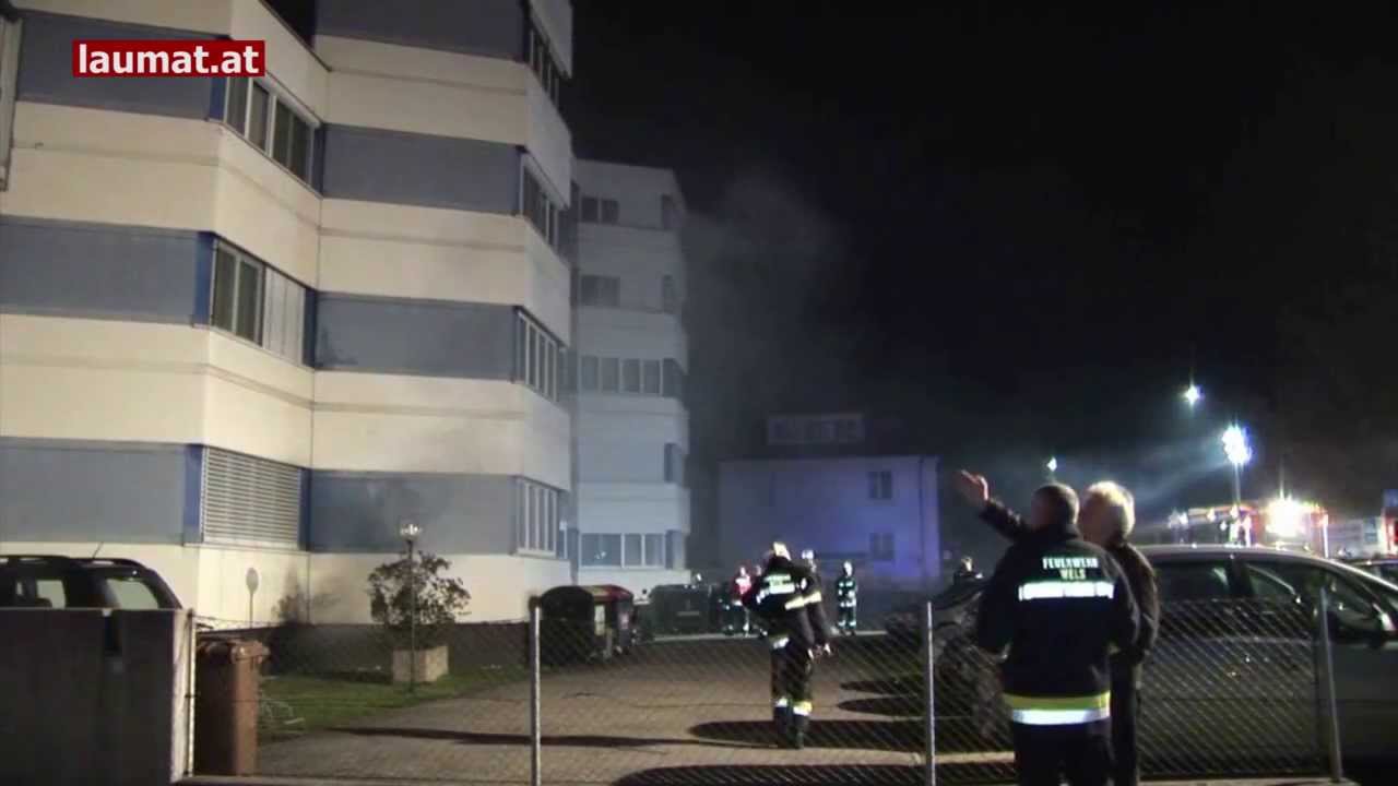 Mehrere Verletzte bei Kellerbrand im Welser 