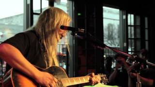 J Mascis - Quest - 3/17/2011 - Stage On Sixth