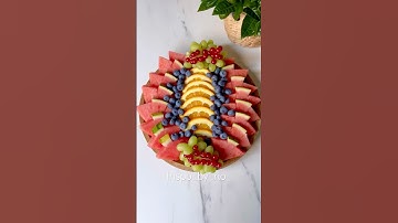 Easy fruit platter ideas 🍉 Leave a ❤️ if this inspires you ✨#fruitart #summerfruit #fruitplatters