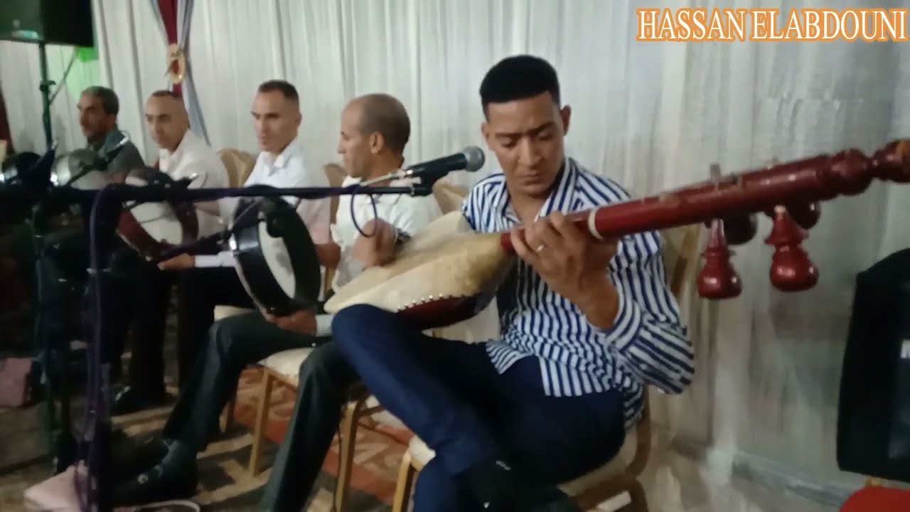 خالد الحاجب في الجزء الأول من الحفل الفني باحد الاعراس  khalid elhajeb