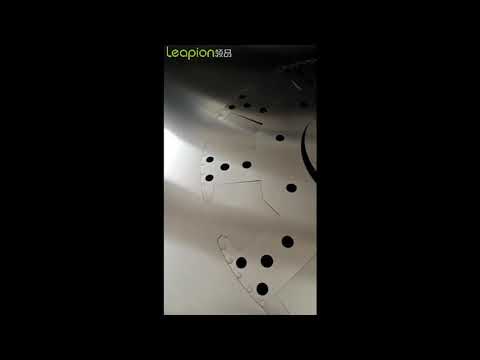 fiber laser cutting machine cutting testing samples for customer