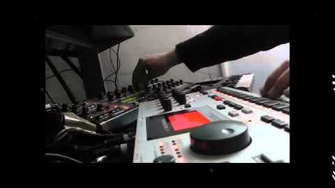 Elektron machinedrum+ access Virus A LIVE PERFORMANCE