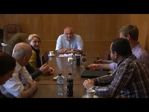 „წითელი ჯვრის“ წარმომადგენლებს მუნიციპალიტეტის გამგებელი შეხვდა