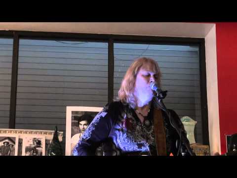 Georgie Jessup: Free Leonard Peltier Benefit Conce...