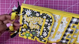 QUEEN Mini Album featuring BEE HAPPY By Echo Park