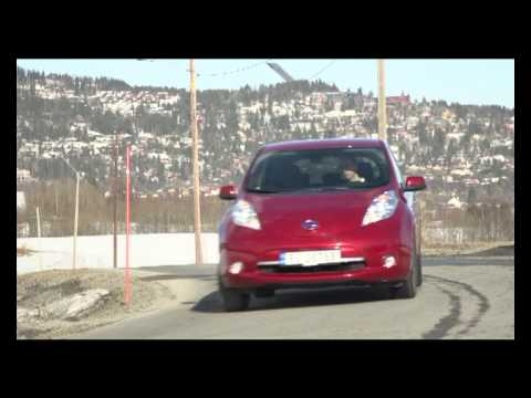 2013-nissan-leaf-b-roll-(red)