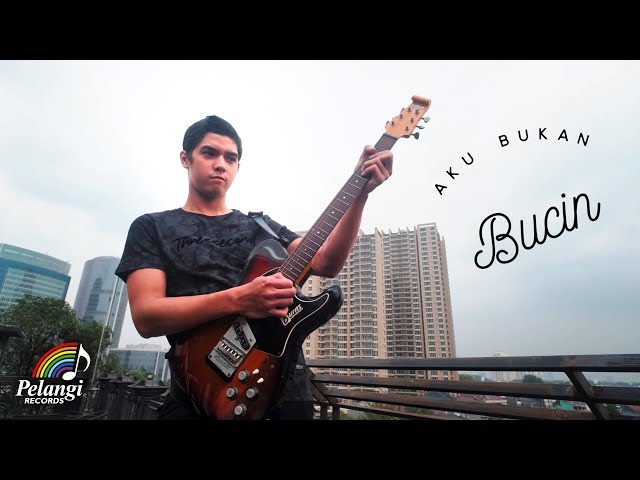 Al Ghazali - Aku Bukan Bucin (Official Music Video) | Soundtrack Dari Jendela SMP class=