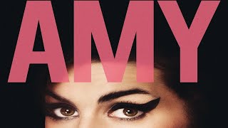 👩 Amy Winehouse, l'étoile filante de la soul ! Retour sur la vie d'une chanteuse hors normes.