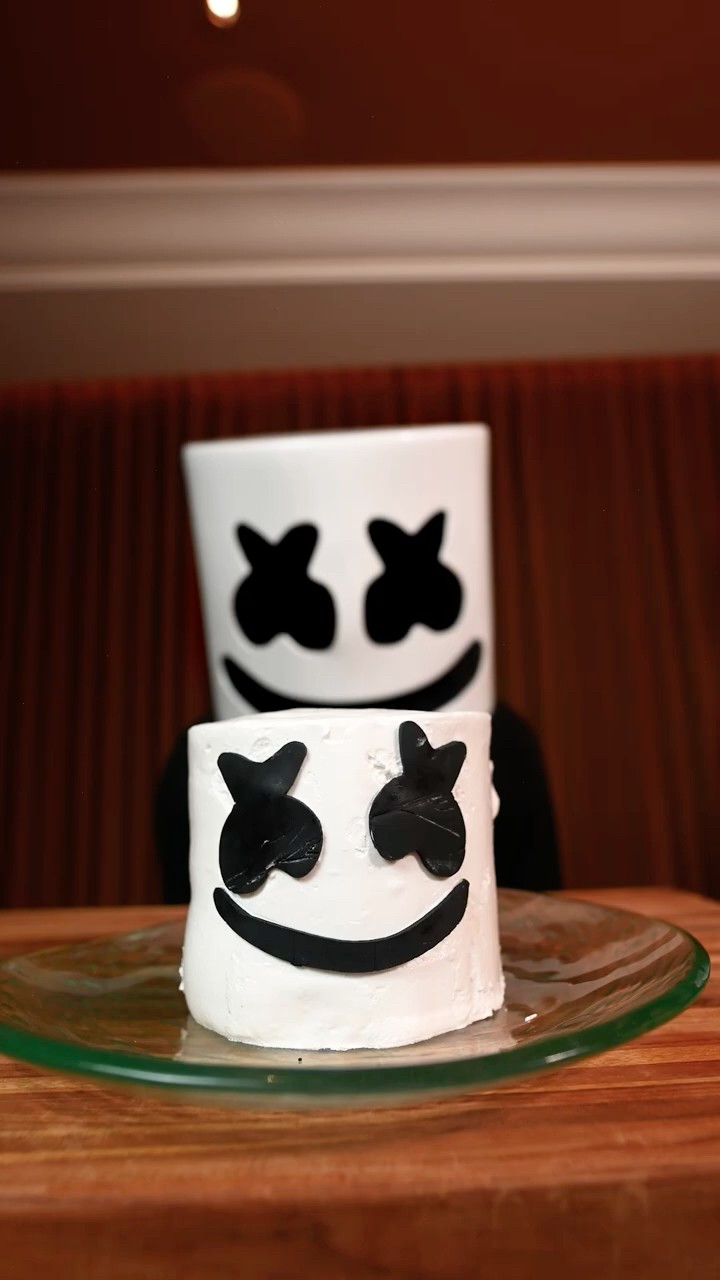Marshmallow Cake