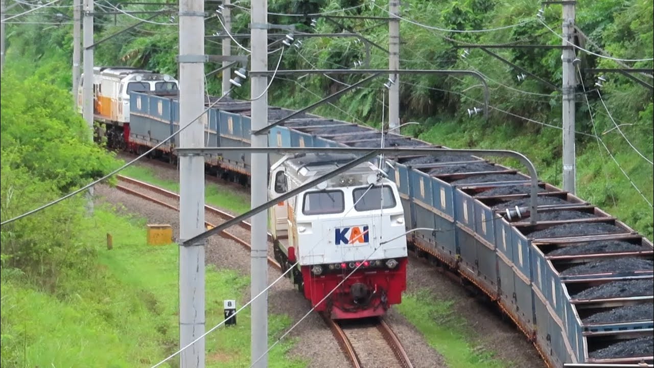 MOGOK TAK KUAT NANJAK‼️ MASINIS SUDAH BERUSAHA | EVAKUASI KERETA API BATUBARA DITENGAH HUTAN