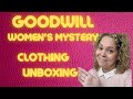UNBOXING MY GOODWILL BLUEBOX WOMEN&#39;S SZ XL MYSTERY BOX.SEE WHAT&#39;S INSIDE THIS CHEAPER OPTION!!