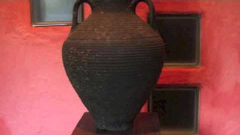 Petrachus Pot (sound recovered from urn)
