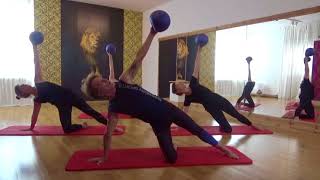 Pilates with a small Ball/Pilates mit kleinem Ball screenshot 5