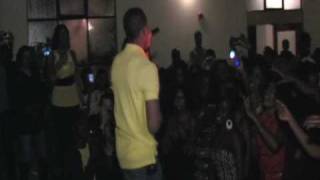 Ali Kiba - Cinderella - Live in Oakland