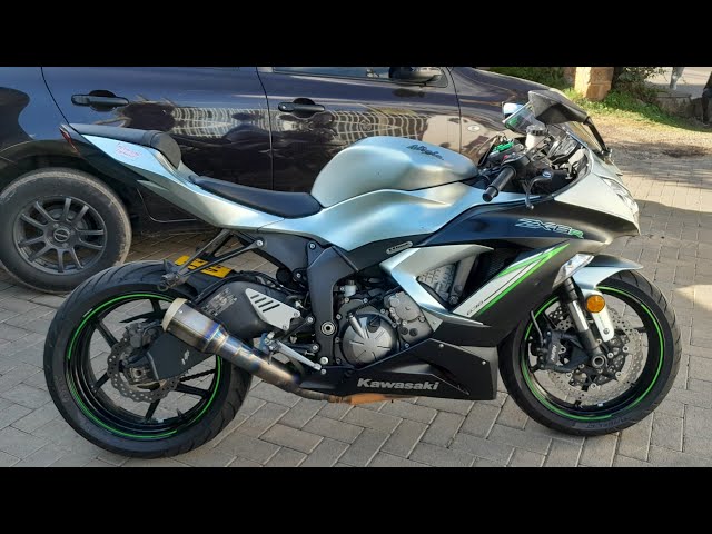 kawasaki ninja zx6r screaming on thIka Road - YouTube