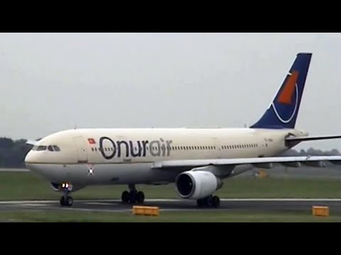 Airbus A300B4 (1982 classic) Onur air (TC-ONU) at Manchester Airport in 2007 *Turn up the volume!