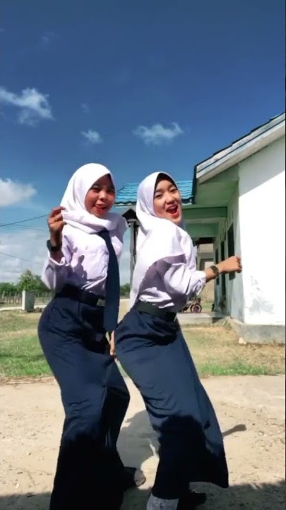 jilbab smp goyang ngebor 009 #jilbab #jilboobs #jilbabmontok #jilbabketat #smaviral #jilbabgoyang