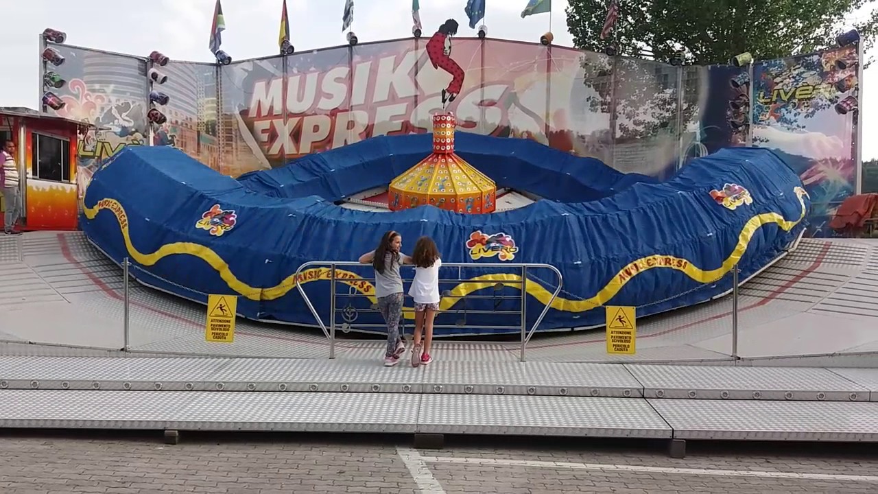 MUSIC EXPRESS -Luna Park-