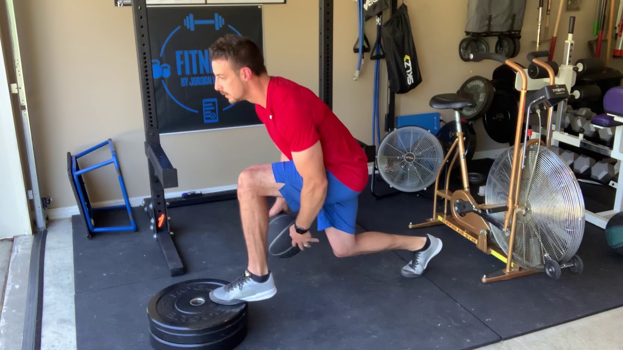 Elevated Heel Isometric Lunge + Dribble - YouTube