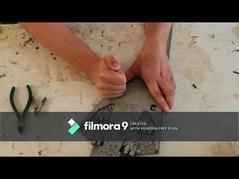 Uncovering the SSD Screws