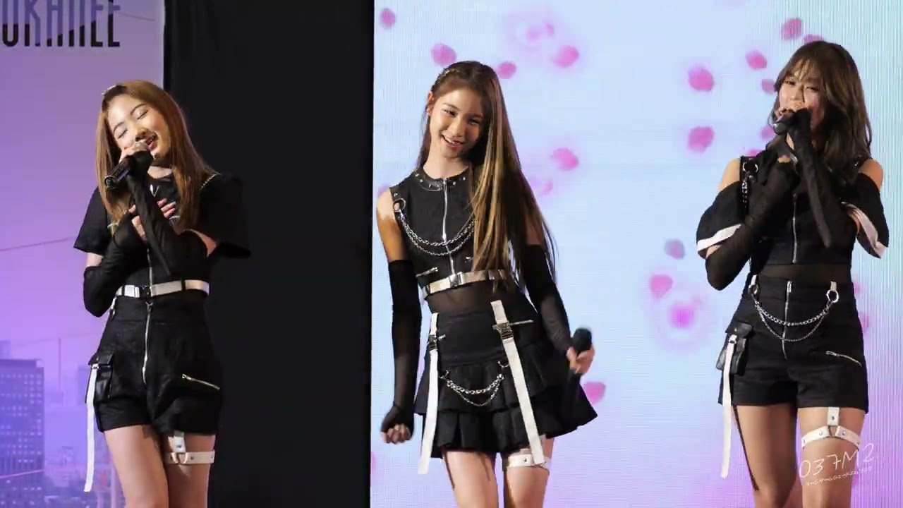 BNK48 Paeyah - Kimi wa Melody @ 48TH Roadshow Mini Concert [Fancam 4K 60p] 221106